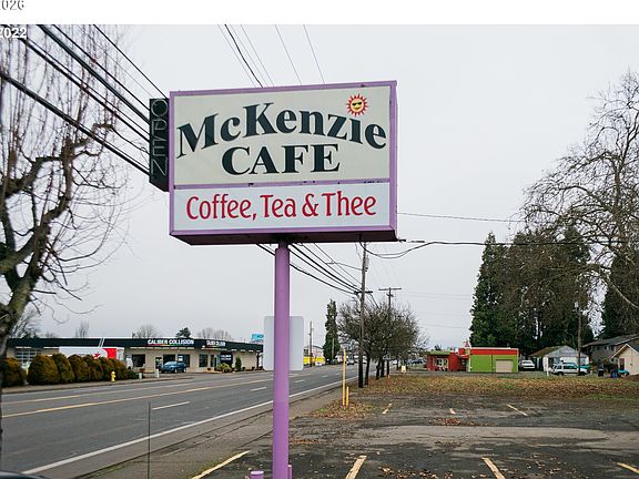 2nd image of 4265 Main St