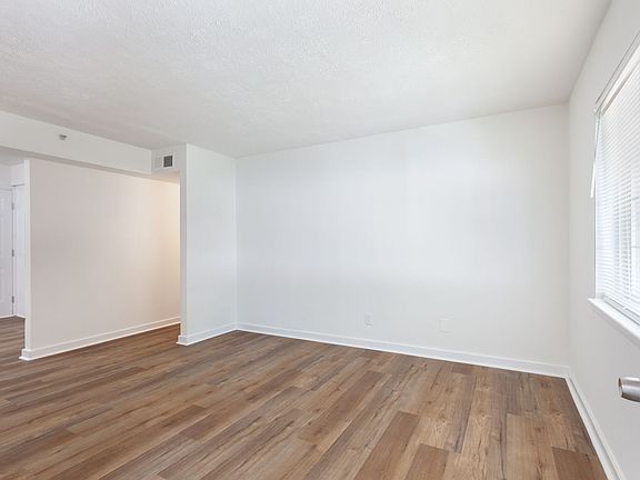 4th image of 641 Powder Springs St SE APT 11