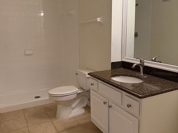 5th image of 413 Summit Ridge Pl APT 103