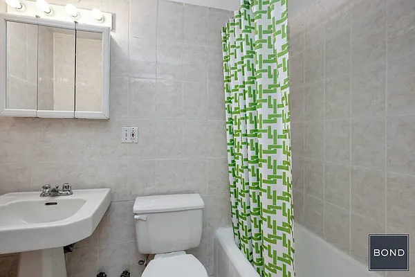 Sold by Bond New York | media 14