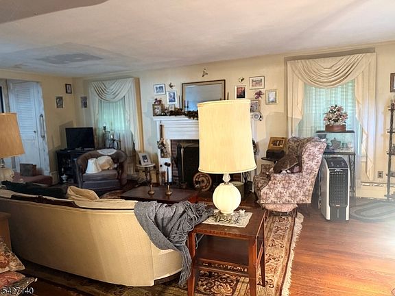 2nd image of 599 S Center St #1