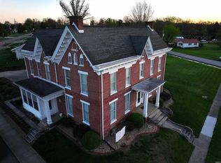 501 E Main St, Loogootee, IN 47553