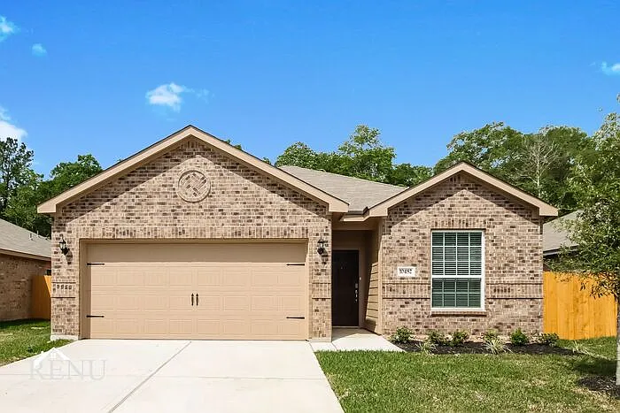 3 bed, 2.0 bath, 1570 sqft, $1,710 — Photo 1