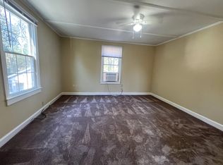 11 E Charlotte Ave #C, Sumter, SC 29150