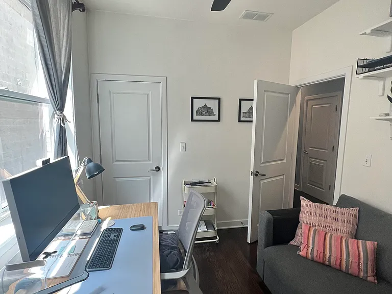 3322 W Eastwood Ave #2 — Photo 5