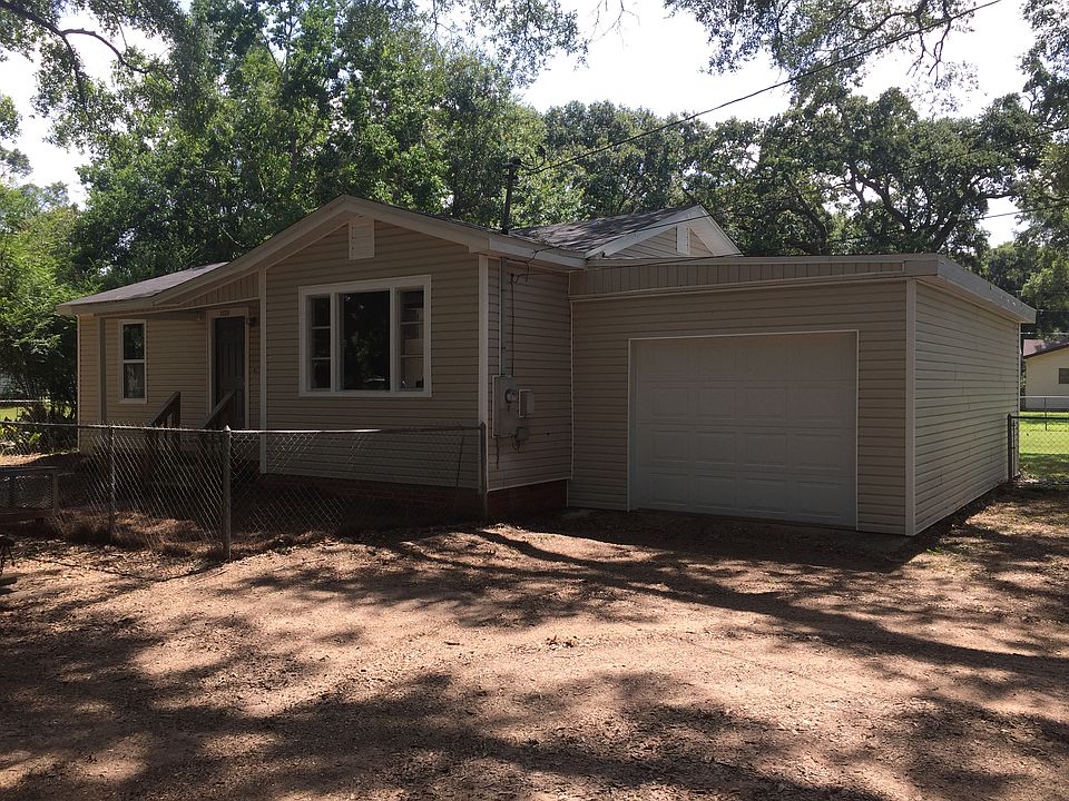 New windows
New garage 