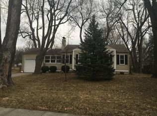 8307 Foster St, Overland Park, KS 66212