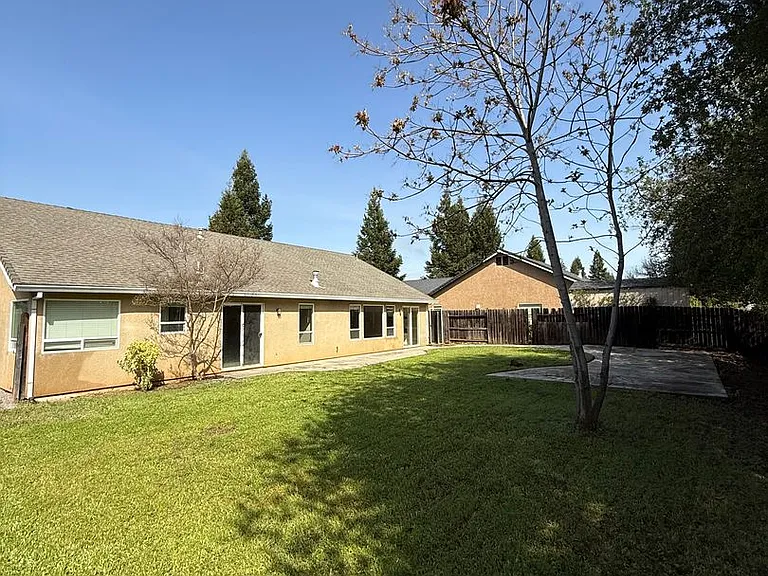 3481 Cockerill Dr — Photo 12