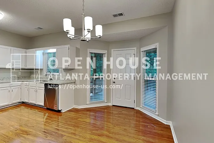 32 Sharon Pl — Photo 6
