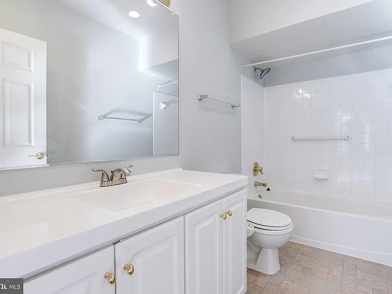 12975 Pinnacle Dr #1 — Photo 27