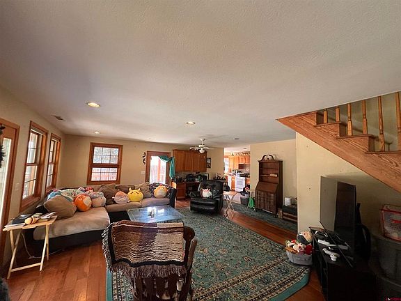 5th image of 530 Otto Street
