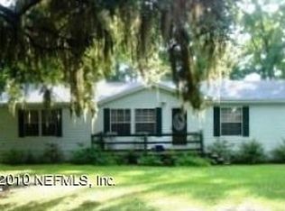 105 Walker Dr, Palatka, FL 32148