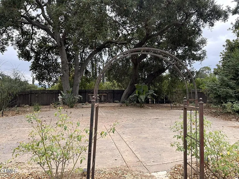 714 S La Luna Ave #A — Photo 18