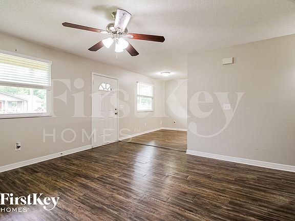 4th image of 7742 Club Duclay Dr