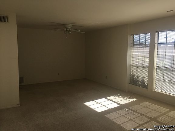 2nd image of 211 Grandview Pl APT 1