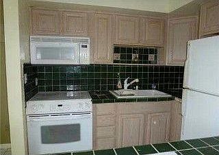 3rd image of 261 NE 19th Ave APT 13