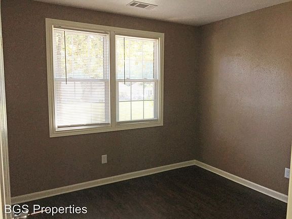 4th image of 529 N Sampson Ave APT 6B