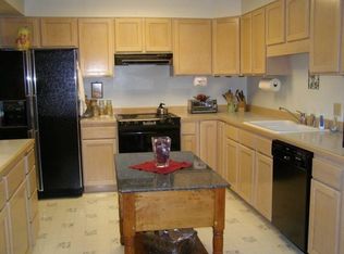 4900 Bourbon Pl W, Tillamook, OR 97141