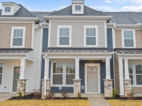 119 Dalmatian Dr, Spartanburg, SC 29307