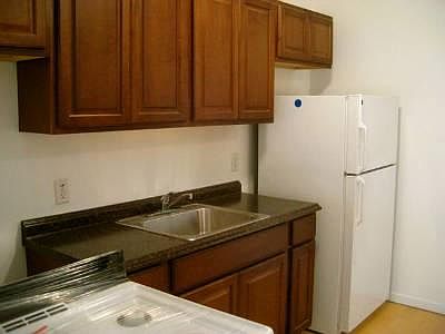 2nd image of 469 Grand St #1