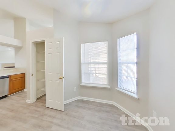4th image of 1170 Summer Springs Dr