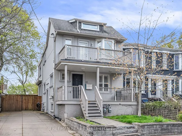 12 Arlington Ave, Toronto, ON M6G 3K8