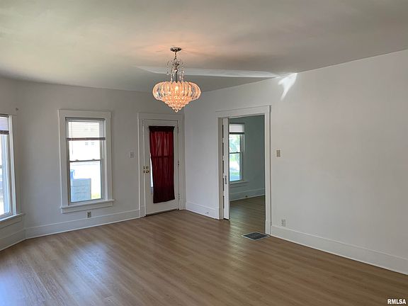 4th image of 115 N D St