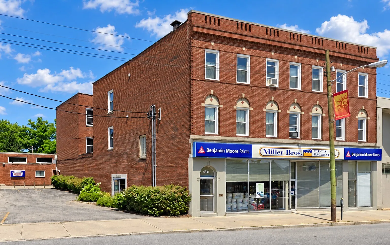 4343 Montgomery Rd — Photo 1