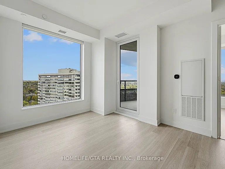 60 Central Park Dr #2413 — Photo 13