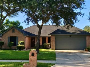 5105 Parkcrest Dr, La Porte, TX 77571