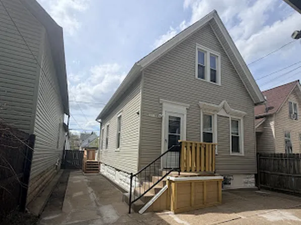 1213 S 18th St #A, Milwaukee, WI 53204