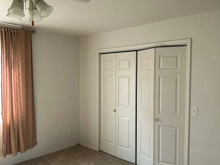 2302 Leo Ave — Photo 6