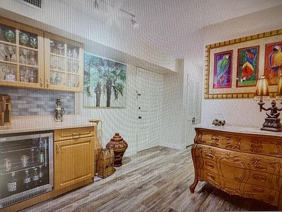 4th image of 300 N Highway A1a #204a