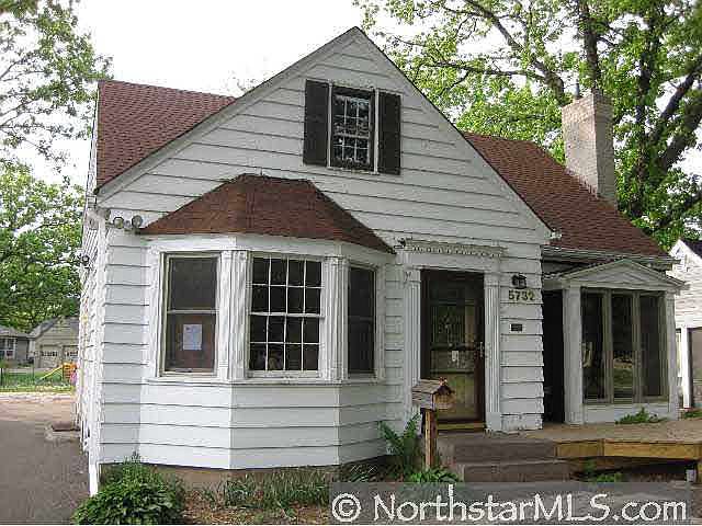 1st image of 5732 W Lake Street