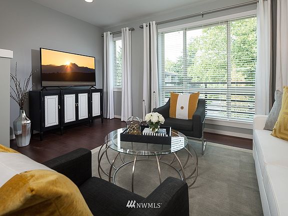 5th image of 15726 14th Terrace NE #2502