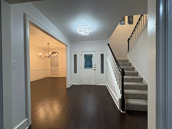 FRONT DOOR ENTRANCE