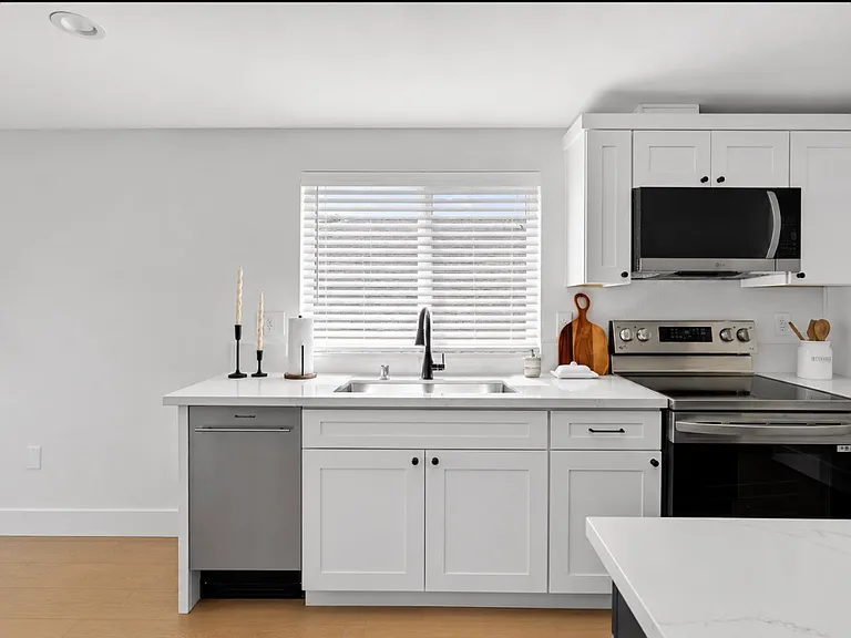 2710 T St #2 — Photo 3