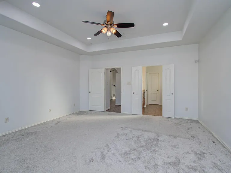 22314 Mosshall Ct — Photo 32