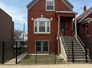 830 N Springfield Ave, Chicago, IL 60651