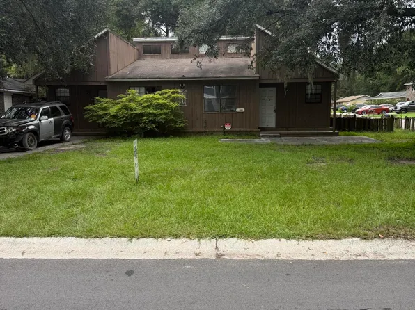 100 Langley Dr #A-b, Summerville, SC 29485