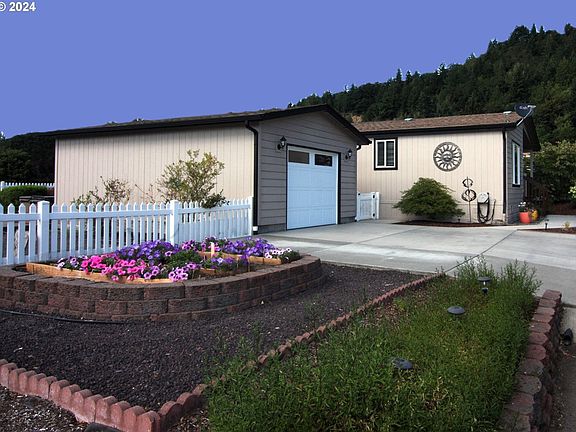 3rd image of 5400 Meeker Dr