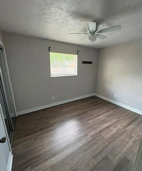 3310 Ashwyne Ct — Photo 4