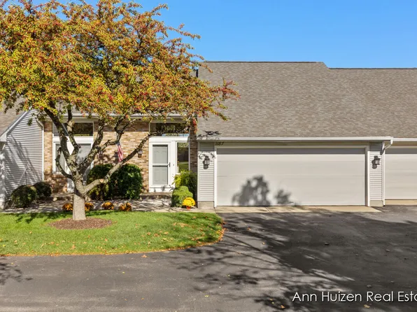 1187 Fairfield Dr, Hudsonville, MI 49426
