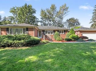 43 N Clubview Dr, Ypsilanti, MI 48197