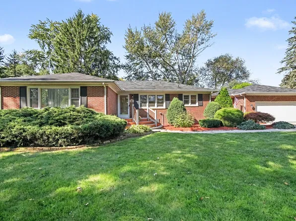 43 N Clubview Dr, Ypsilanti, MI 48197
