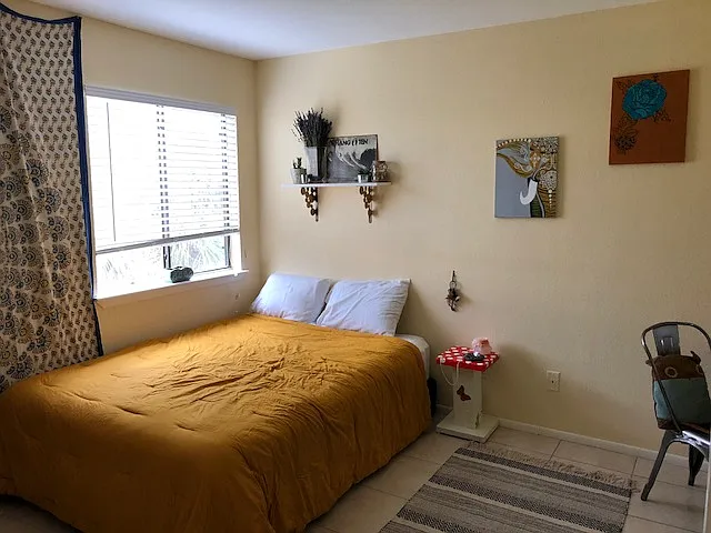 2937 Winkler Ave — Photo 5