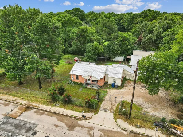 9806 Elam Rd, Dallas, TX 75217