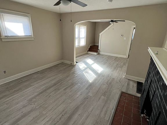 3rd image of 659-661 S Warren Ave