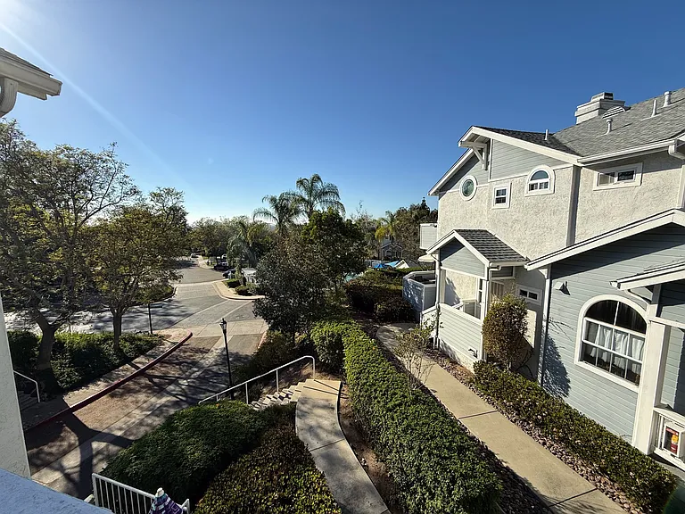 9910 Scripps Vista Way #10 — Photo 6