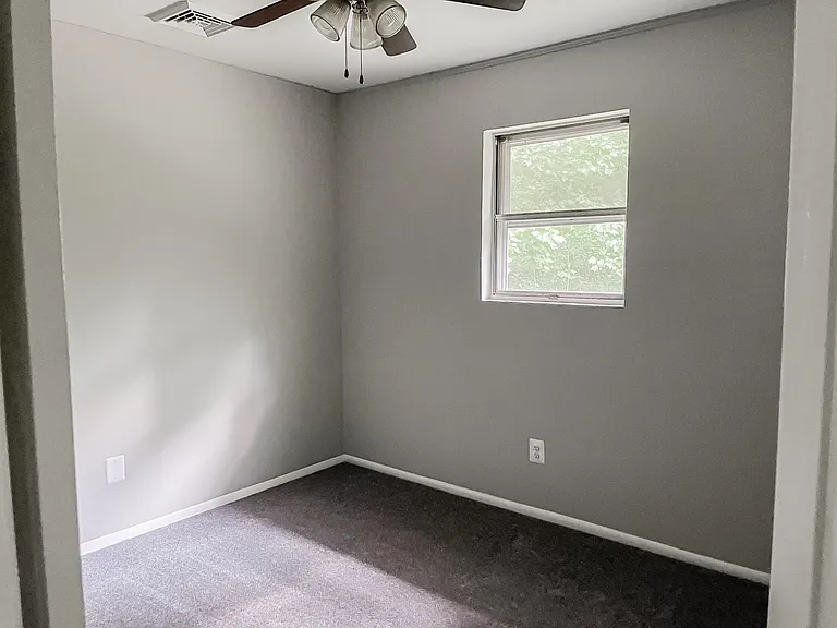 9395 Marcus Ln — Photo 14